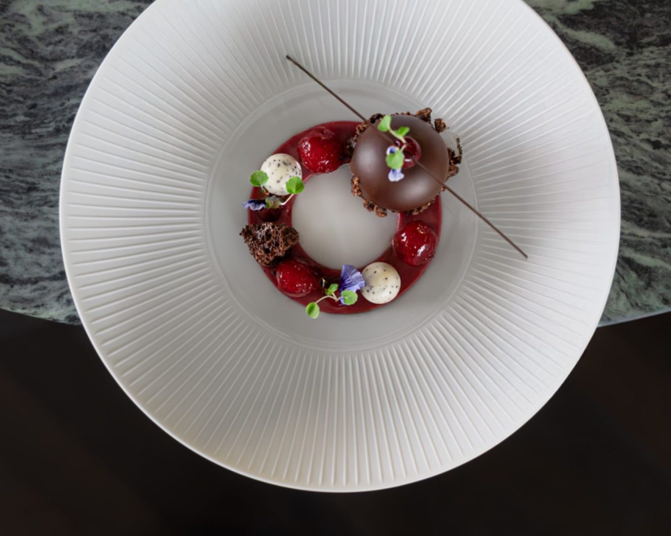 Himbeere, Schokolade, Stefan Leitner, Patissier, Patissier des Jahres, Michelin Star, Bareiss, 